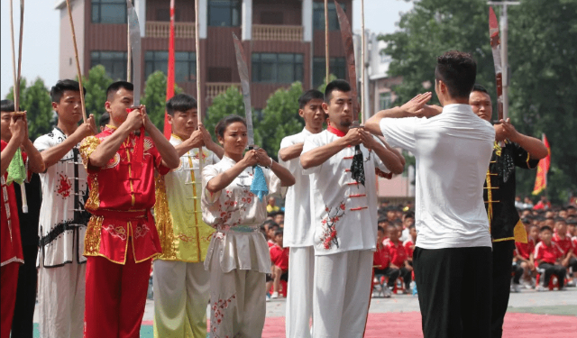 武術(shù)學(xué)校